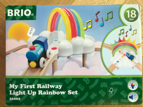 Brio My First Railway Interaktives Light Up Rainbow Zug Set - Kleinkind Spielzeug Für 