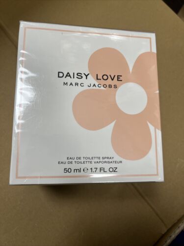 Daisy Love By Marc Jacobs Eau De Toilette Spray 1.7 Oz / E 50 Ml [women]